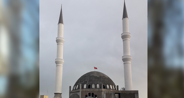 Serik Merkez Camii Minareleri Tamamlandı