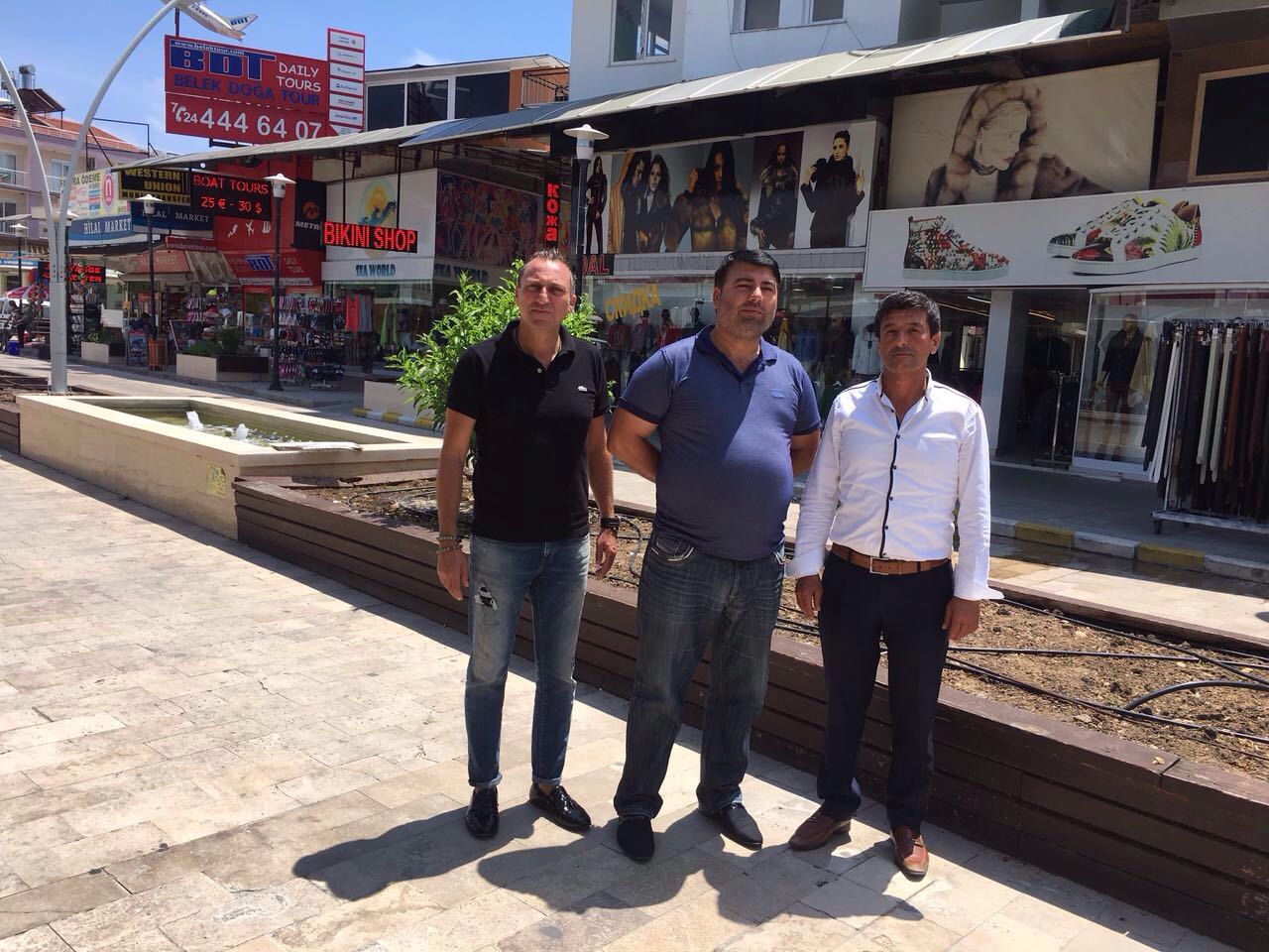 Esnaf Derneği Başkanları; Başkan'ın çalışmalarını takdir ediyoruz