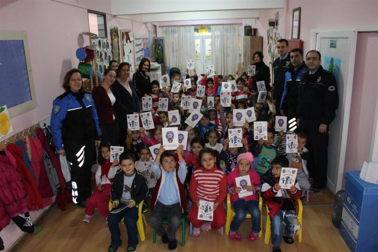 Emniyet; Dr.Gülşen Baki Anasınıfı Öğrencilerini Ziyaret Etti.