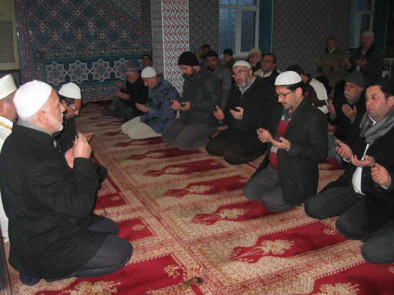 Cumalı Merkez Camiinde Hatimle Sabah Namazı