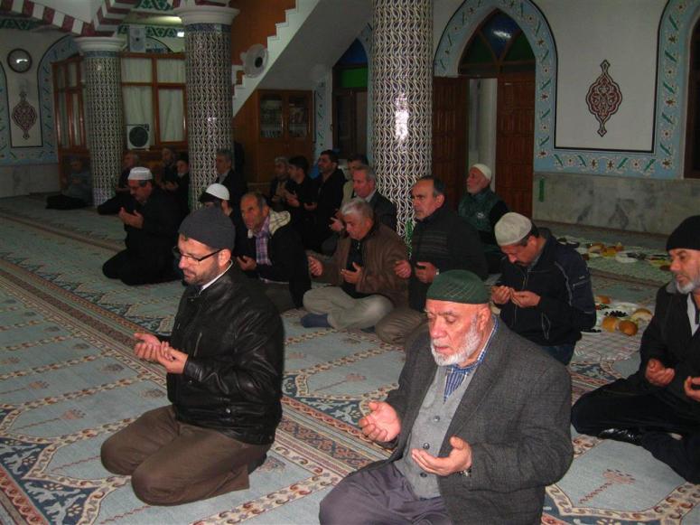 Tuzcuoğlu Camiinde Sabah Namazı Buluşması