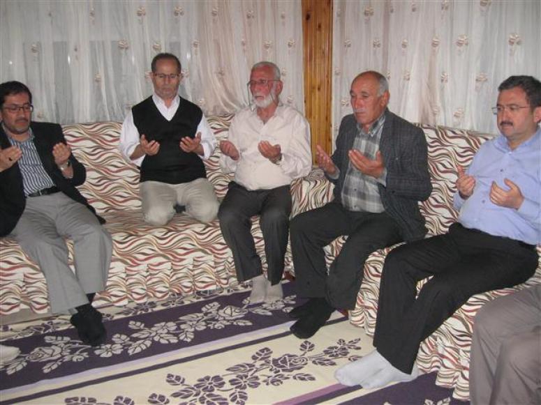 Serik’ten Çanakkale’de Can Veren Şehitlerin Torunlarını Evlerinde Ziyaret