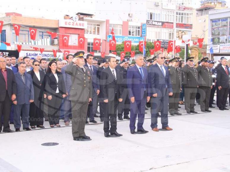Ata'yı Saygı ve Özlemle Andık