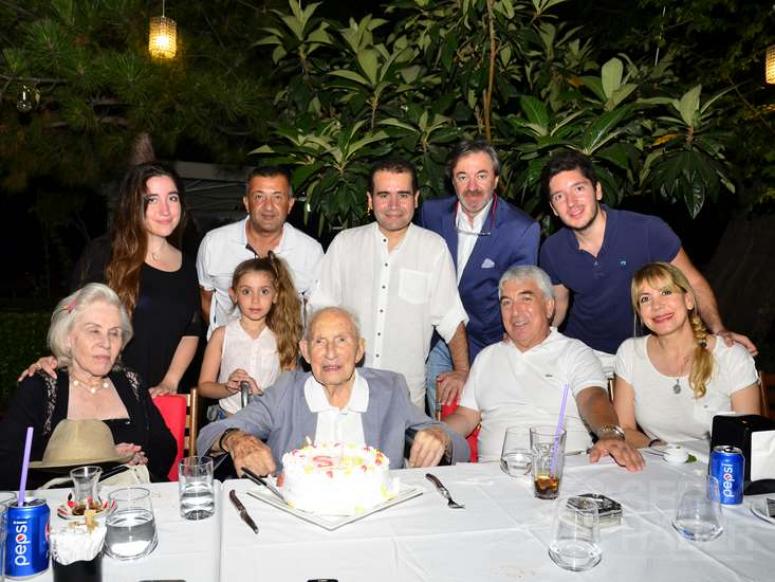 Efsane Başkan Ali Tanrıyar Yeni Yaşına Antalya’da Girdi