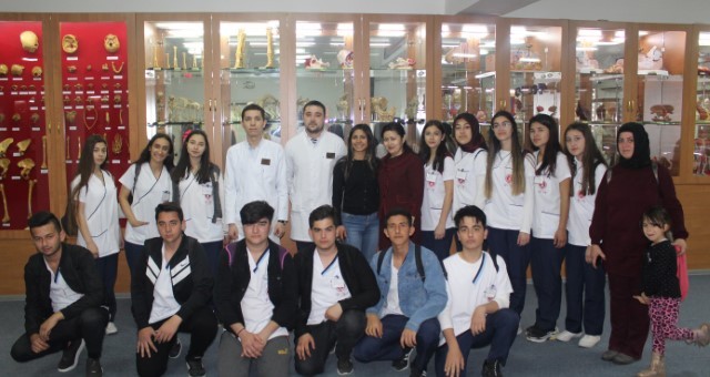Yedisu Tıp Fakültesi’nde Staj Yaptı