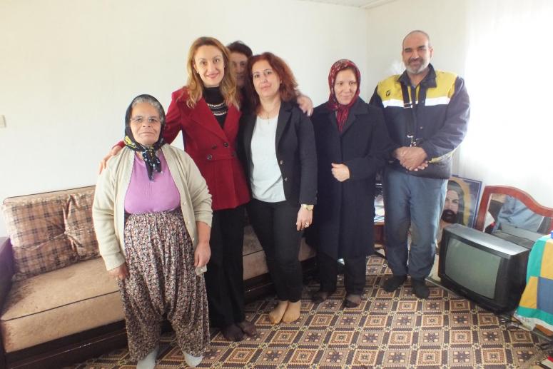 Serik’te ’İyilik Melekleri’, Barakada Yaşayan Aileye Ev Yaptırdı Barakadan Kurtardı