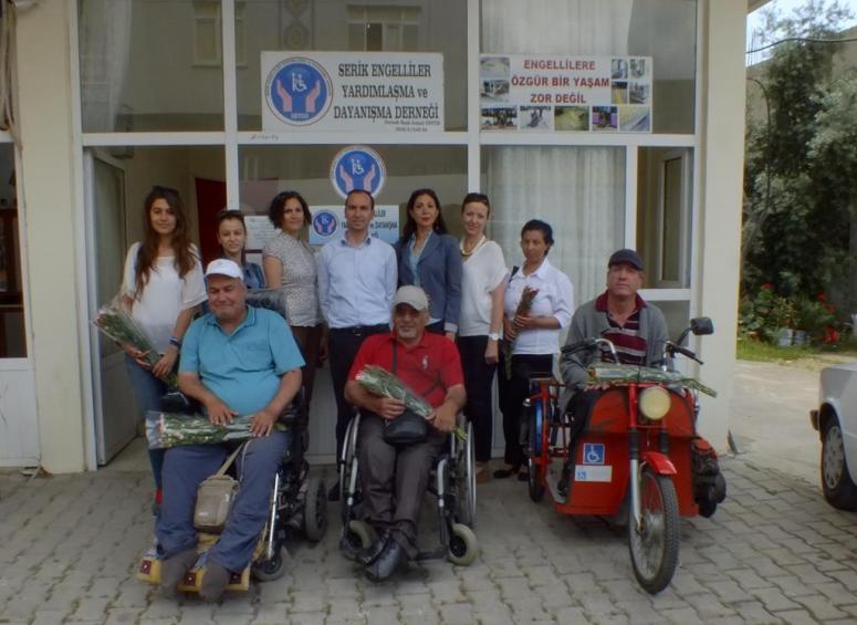 Büyükşehir Engellileri Unutmadı