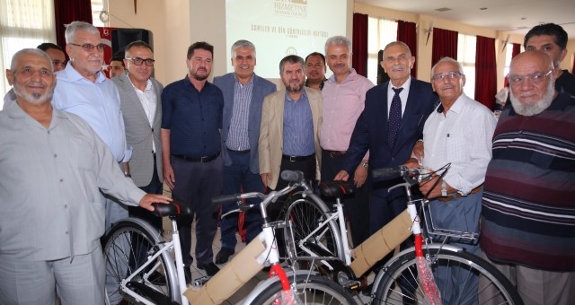 Serik’te Bir İlk İmamlara Bisiklet Dağıtıldı