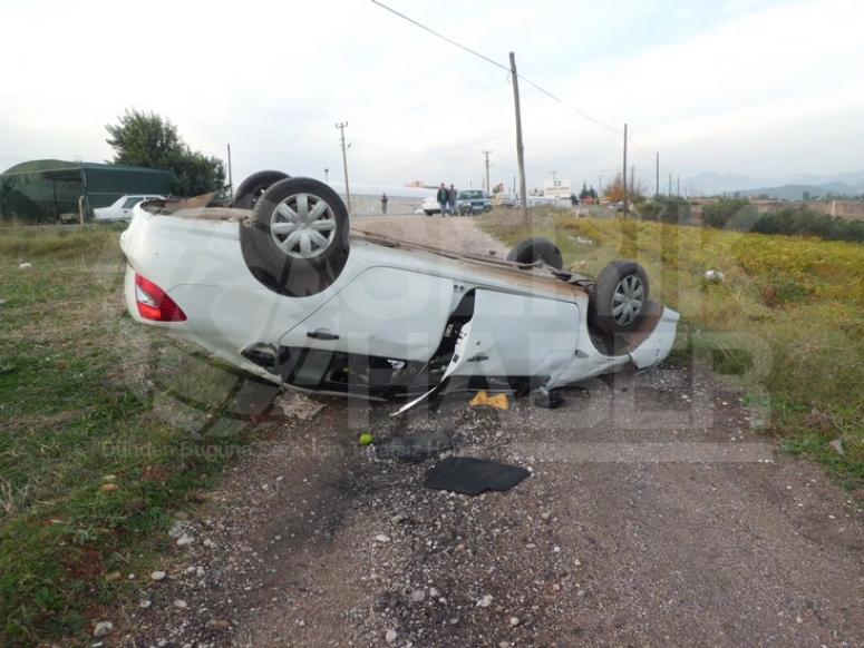Cenaze Dönüşü Kaza Yaptılar
