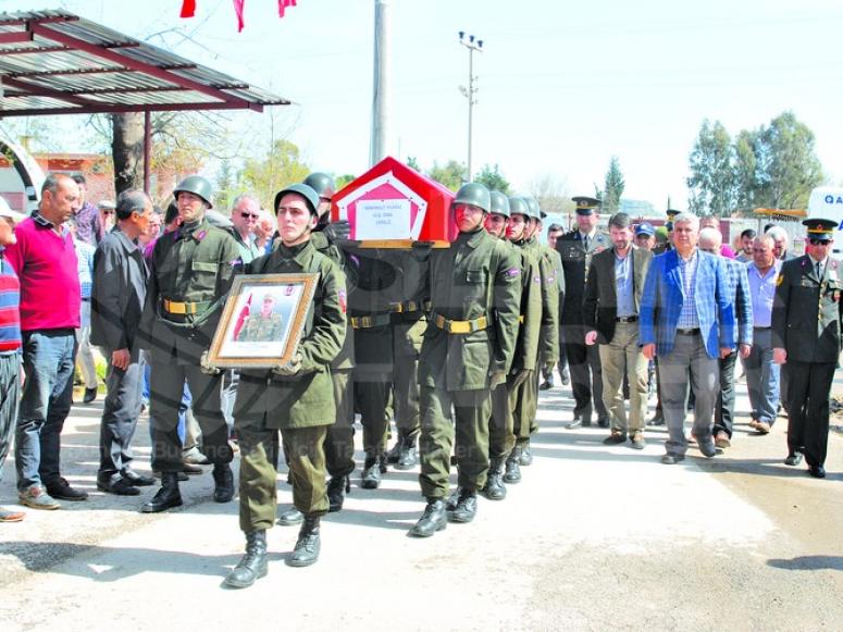 Beyin Kanaması Sonucu Yaşamını Yitiren Asker Toprağa Verildi