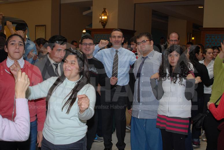 Engelli öğrencilere 5 yıldızlı kutlama