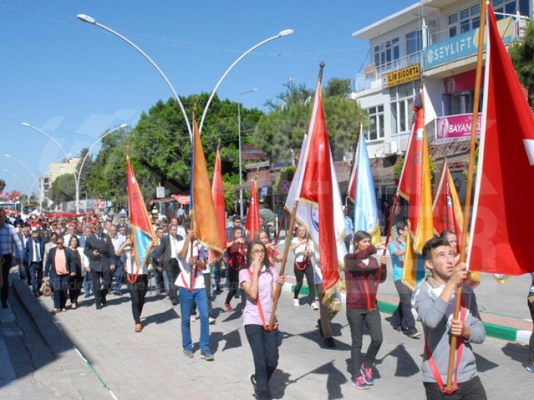 Serik'te 19 Mayıs Kutlamaları Yapıldı