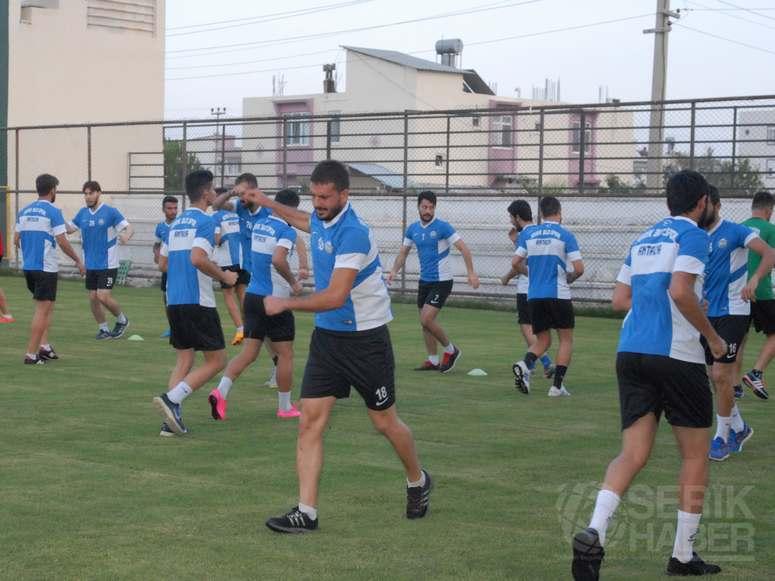 Serik Belediyespor İlk Antremanını Yaptı