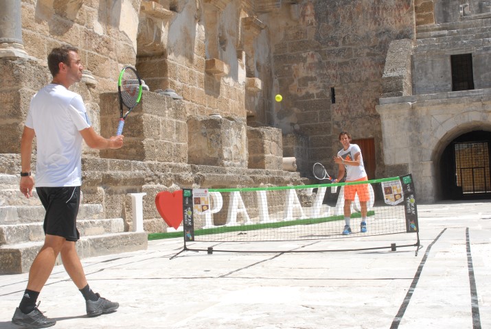 Tarihi Aspendos Tiyatrosunda Tenis Gösterisi