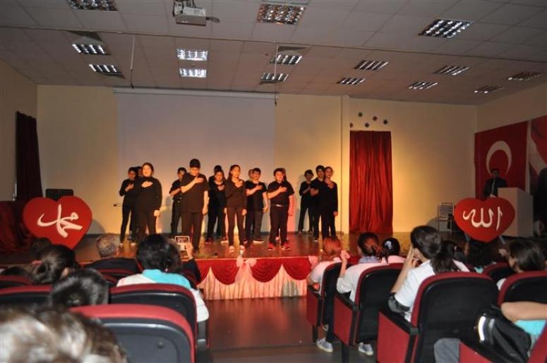 Yükseliş Koleji Kutlu Doğum Kutlaması