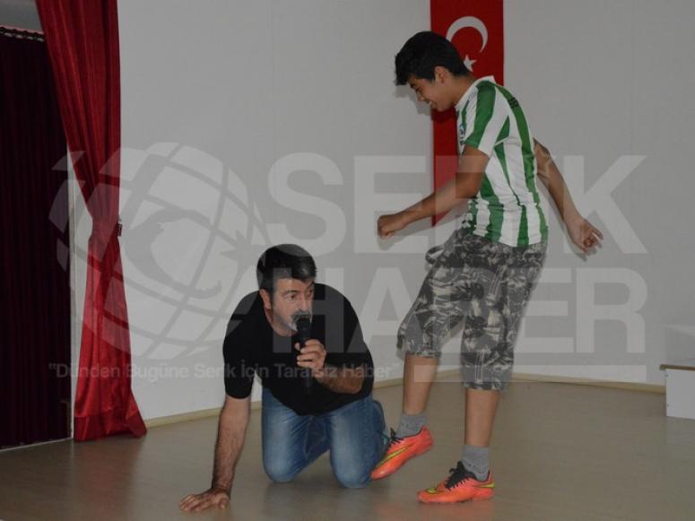 Sokak Hayvanları için Türkiye’yi Dolaştı