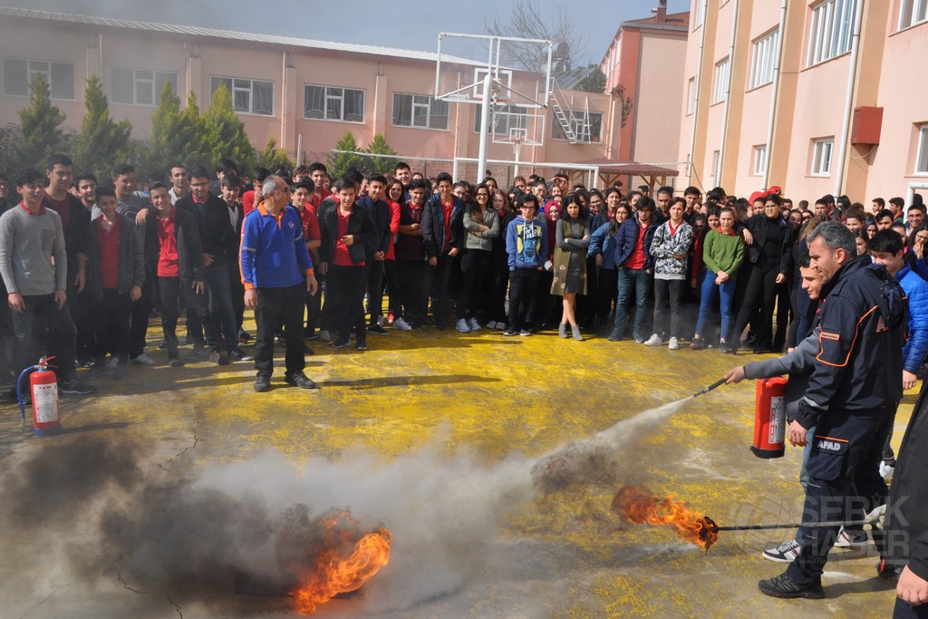 Yükselişte Deprem Ve Yangın Tatbikatı