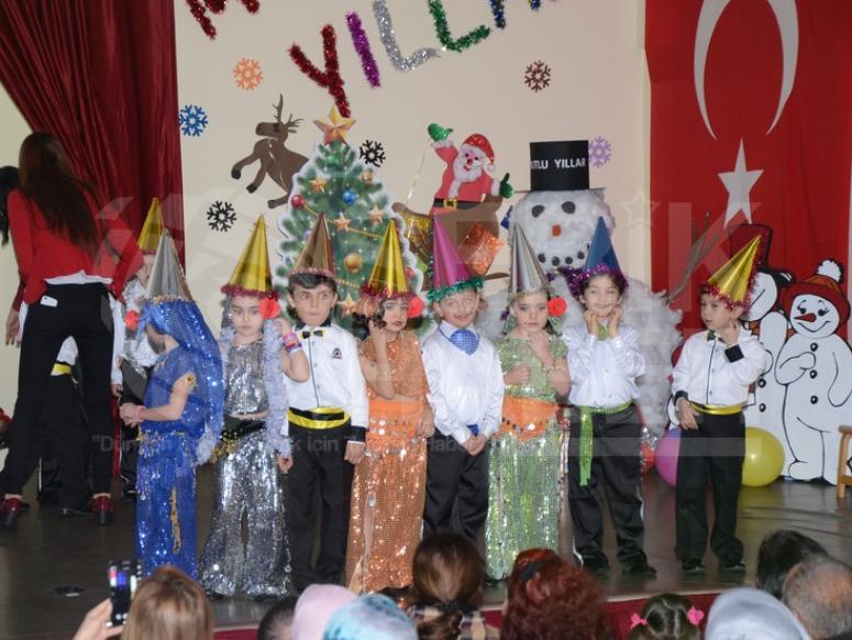 Yükseliş’te Yeni Yıl Gösterisine Yoğun Katılım
