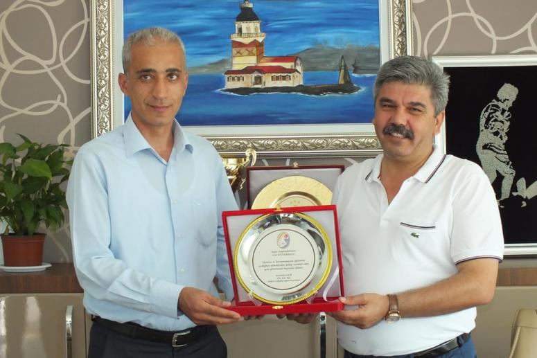 Necmettin Çalık; “Adam Gibi Adam, Allah yolunu açık etsin”