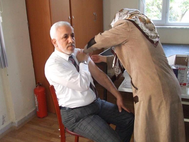 Umrecilerin Aşıları Serik Müftülüğünde Yapıldı