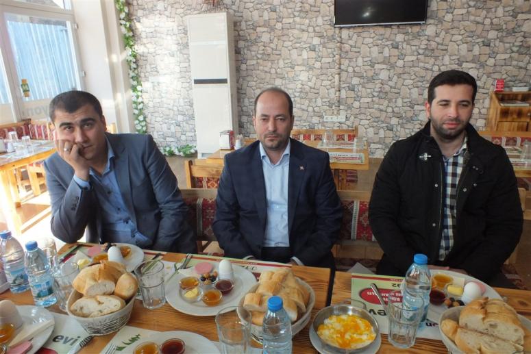 Milletin Derdine İlaç Yüküne Hamal Olacağız