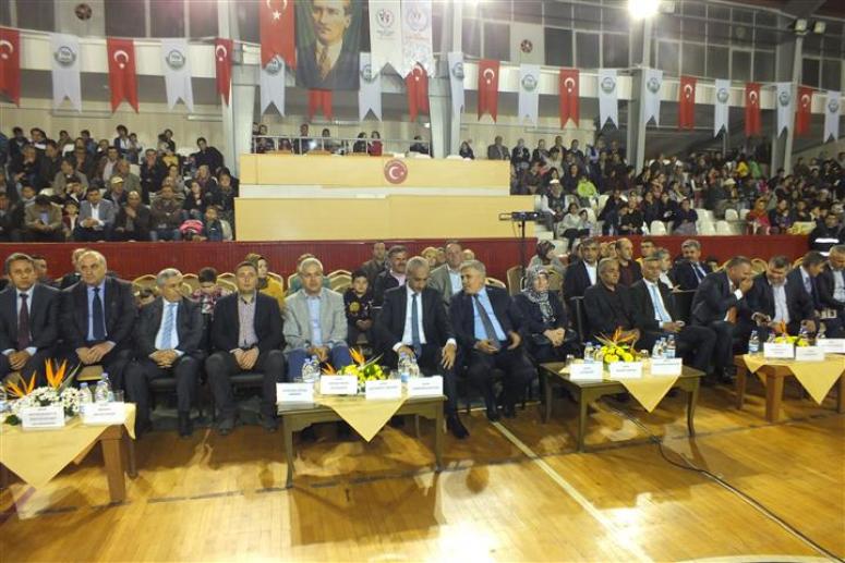 Belediye’den “Şehitler Diyarı Çanakkale”Tiyatrosu