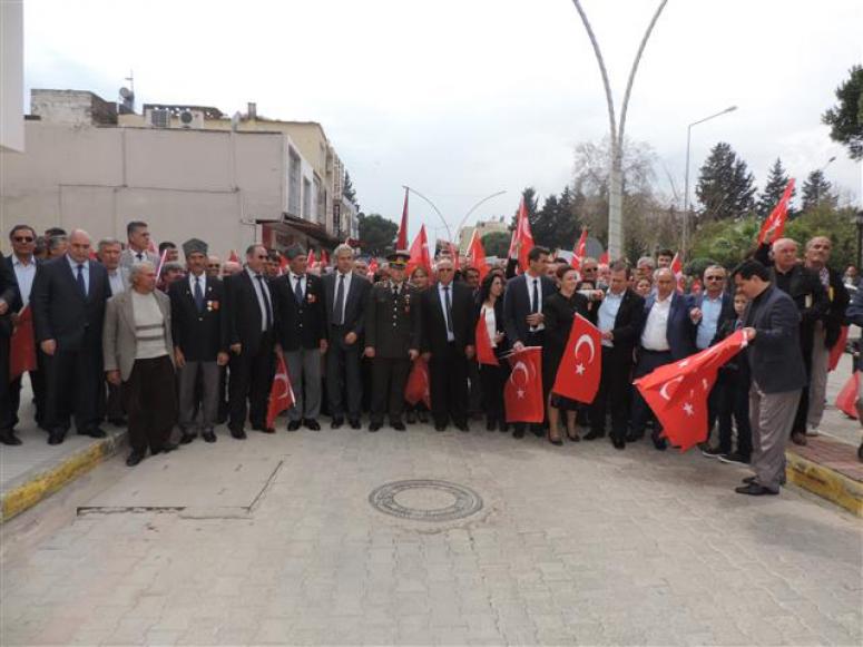 Şehitlere ve Tarihe Saygı yürüyüşü