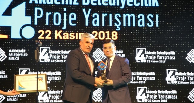Serik'in Genç Fikir Projesi'ne ödül