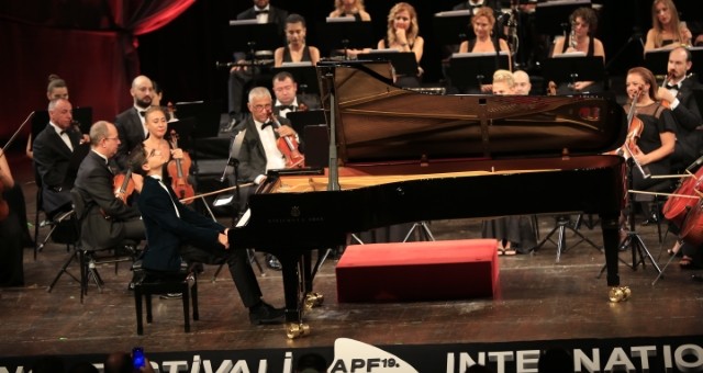 Avrupa Festivaller Birliği Piyano Festivalini kutladı