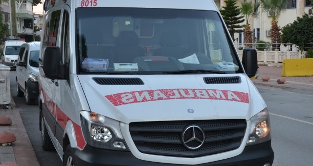 Çaldığı Ambulansla Serik'te Yakalandı
