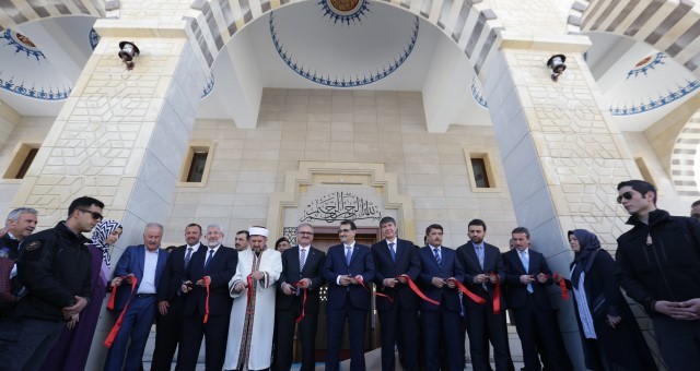 Kurşunlu Cami ve Kent Mezarlığı Projesi Açıldı