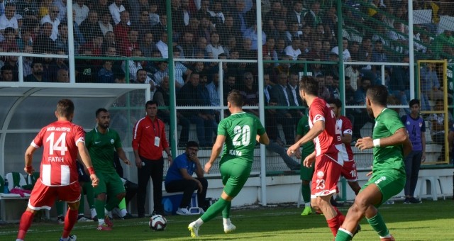 Serik Belediyespor Kendi Evinde Berabere Kaldı