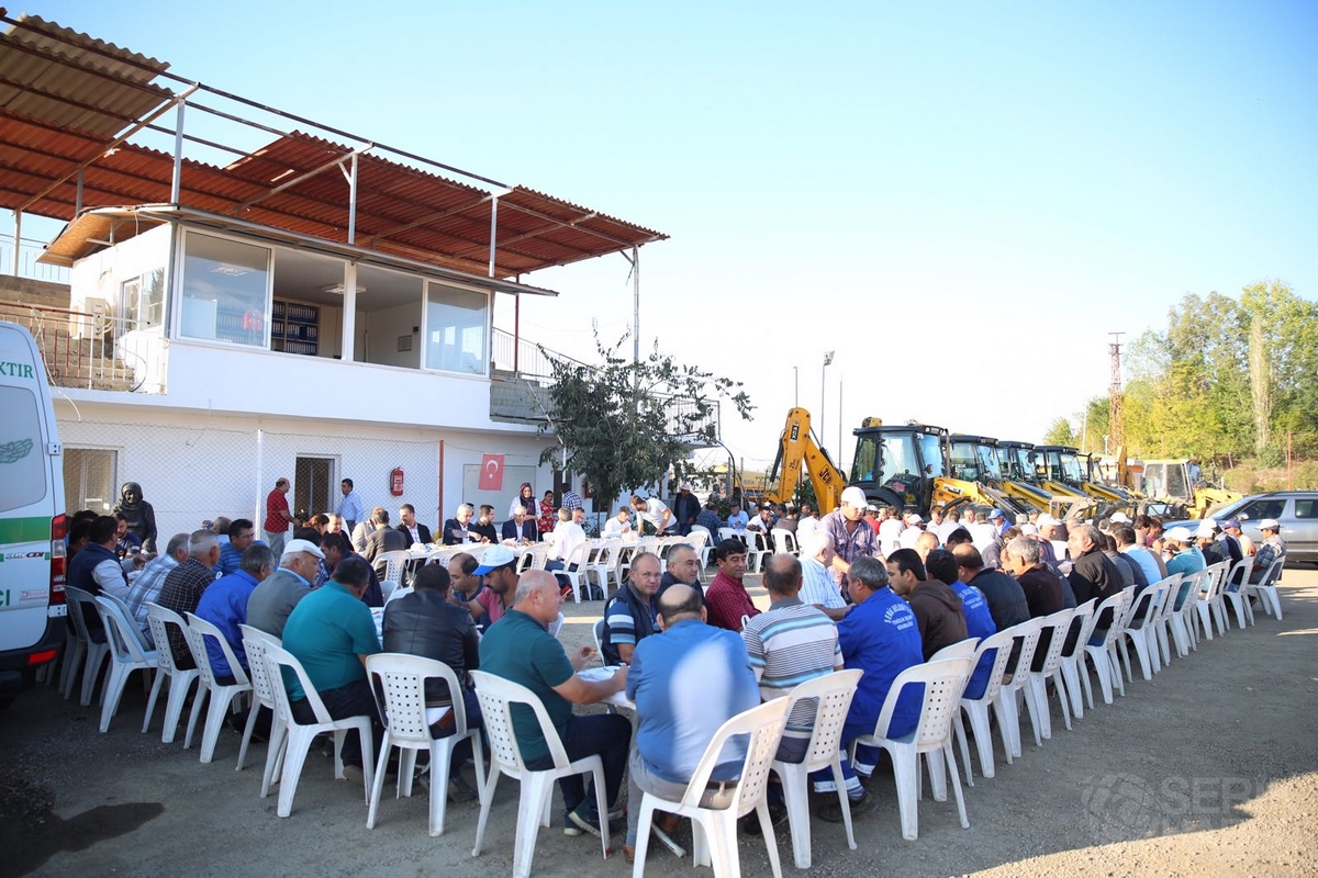 Belediye işçileri Başkan Çalık’la kahvaltı da buluştu