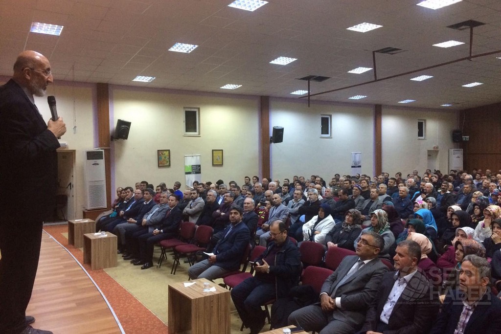 Dilipak, Serik'te Konferans Verdi