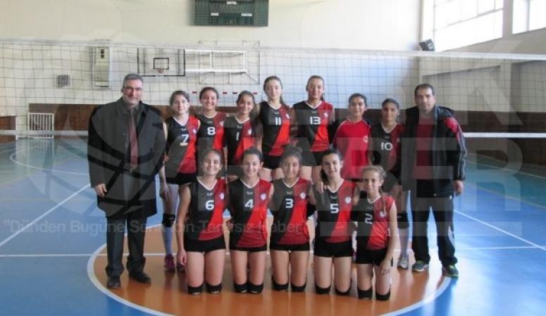Bankoğlu Ortaokulu Antalya Üçüncüsü