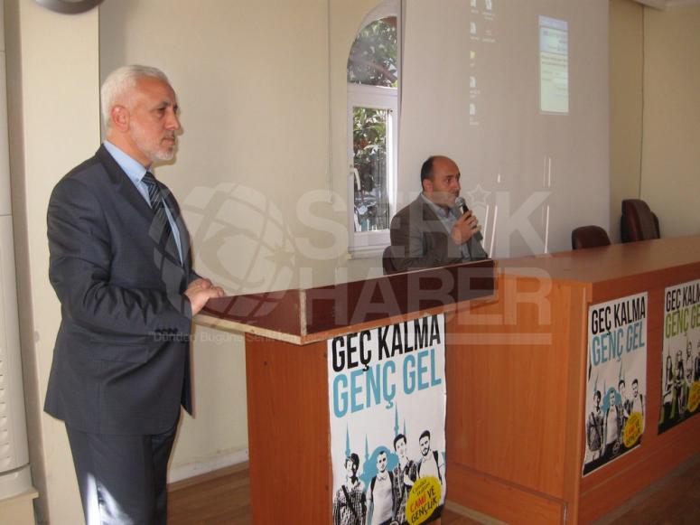 Din Görevlilerine Gençlerle İletişim Semineri