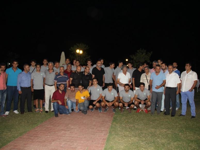 Başkan Çalık'tan Hentbol Takımına Moral Yemeği