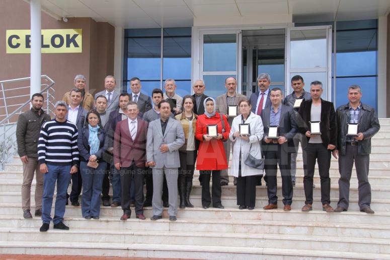 Üniversite Unuttu, Vakıf Unutmadı