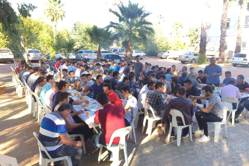 Ak Gençlik Mahalle Buluşmalarına Başladı