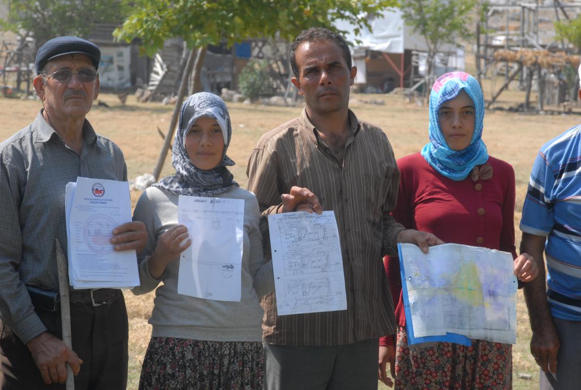 Yayla Sakinleri Yumaklar Mahalle Muhtarına Tepkili