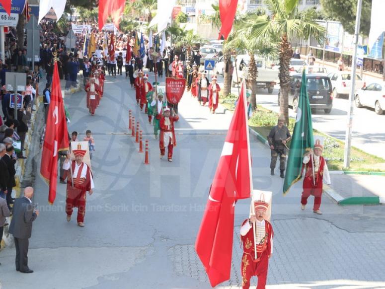 Serik Belediyesi’nden Birlik Beraberlik Yürüyüşü 