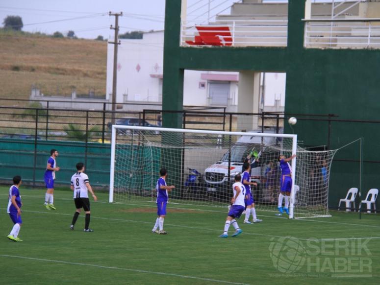 Ak Gençlikspor Sahadan Çekildi