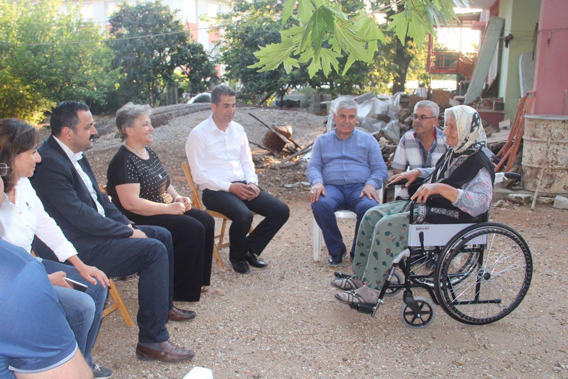 Ak Parti’den Ramazan'da Çat Kapı Ziyaretler