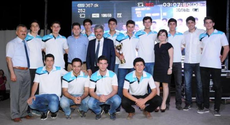 Serik Belediye Spora 1.Lig daveti
