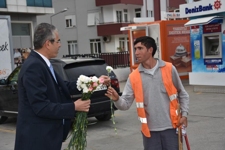 Tarkan Akıllı işçileri unutmadı